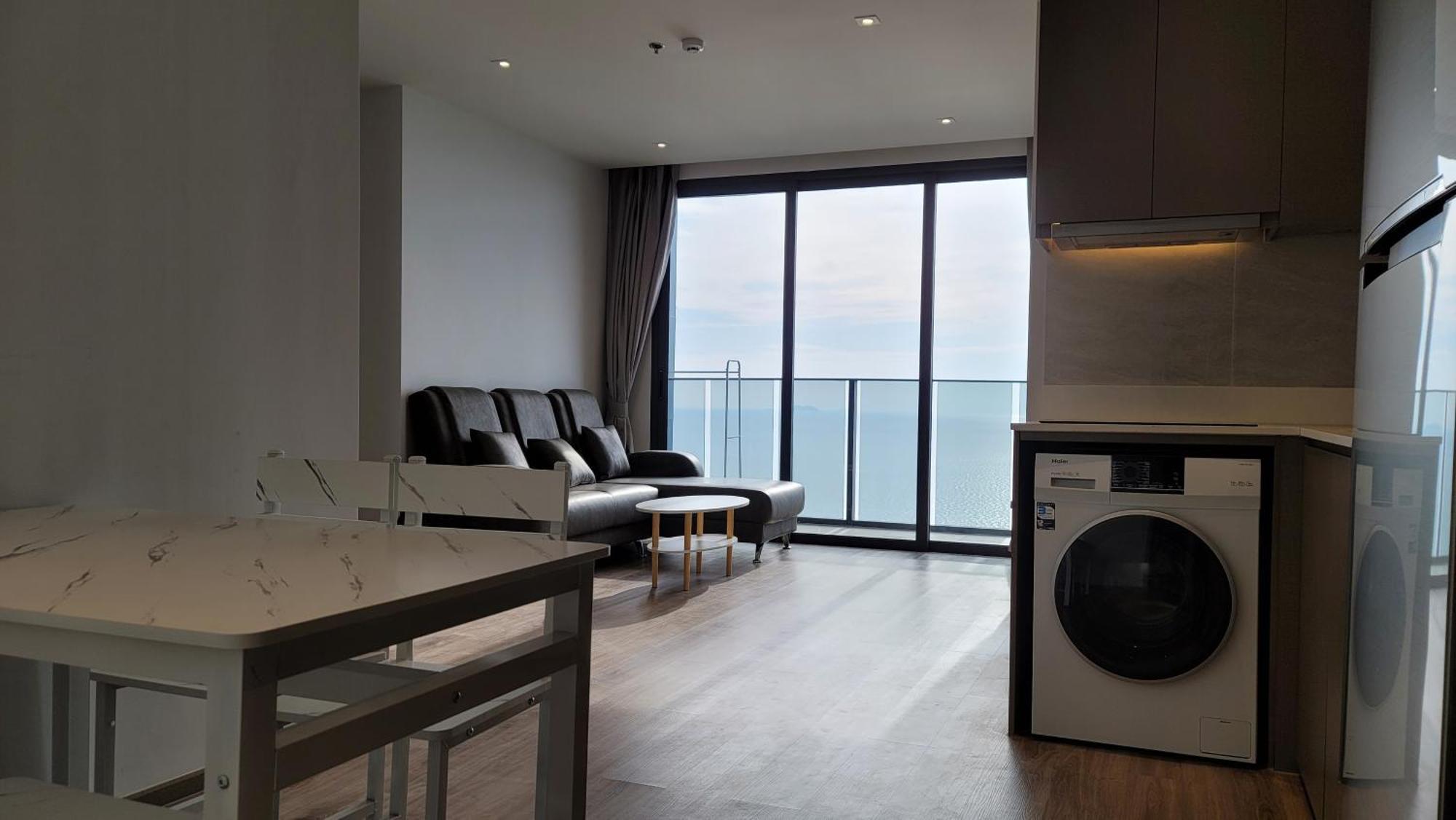 The Andromeda Condominium Seaview Pattaya Room photo